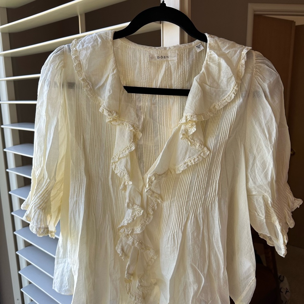 Doen Light Yellow Henri Ruffled Blouse
